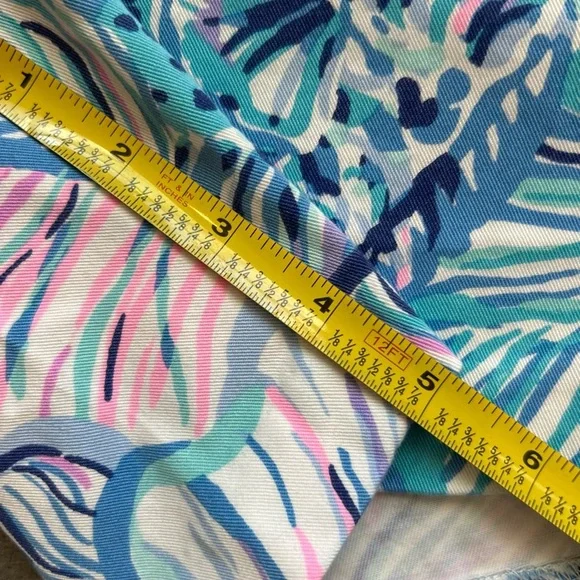 NEW Lilly Pulitzer Sz 6 Callahan Stretch Short in Bermuda Blue Fishful - Picture 8 of 8